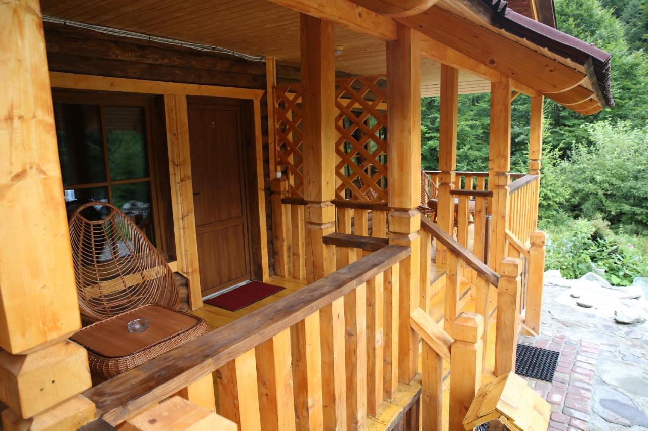 Zarinok Hotel Pilipets Ngoại thất bức ảnh